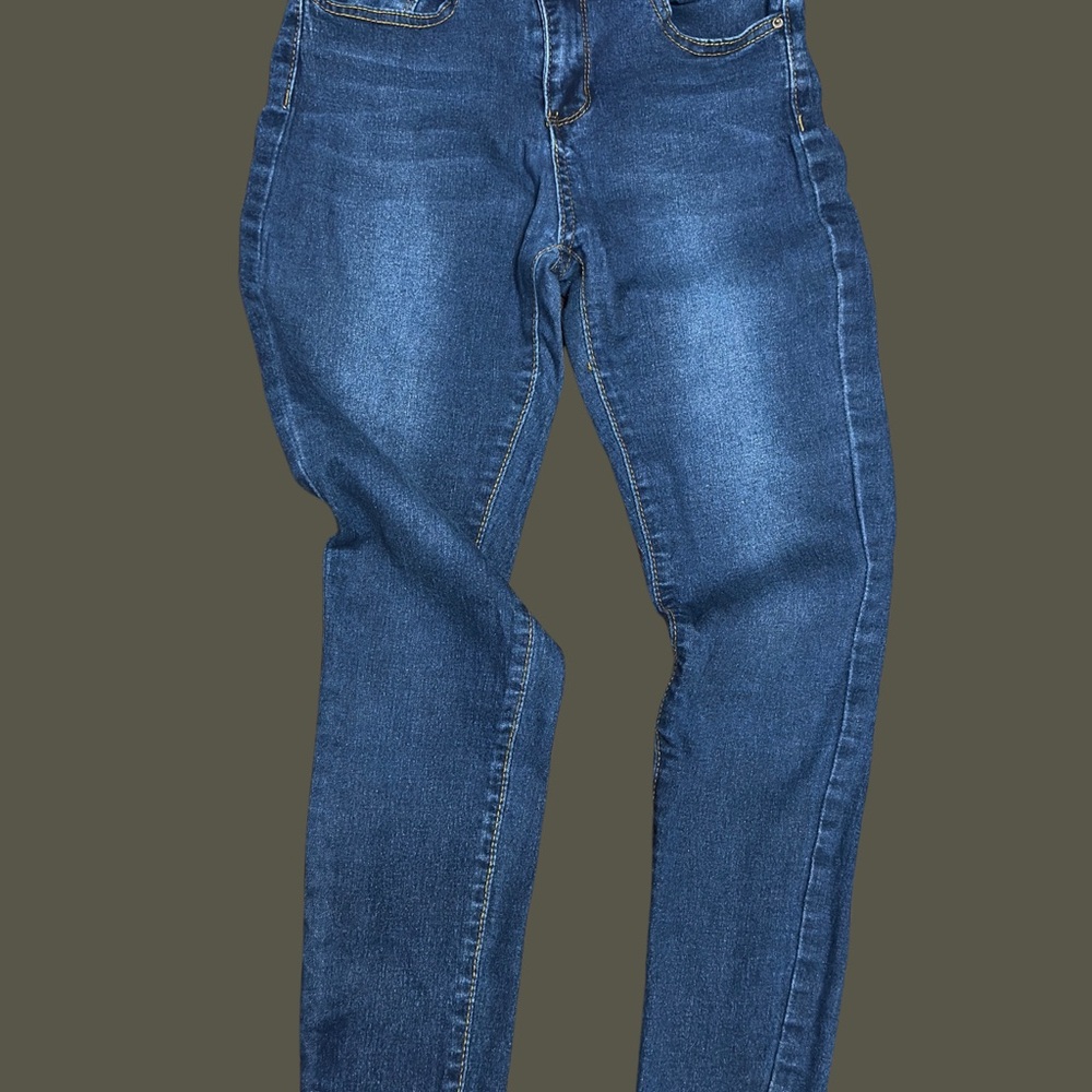 Women’s Skinny Jeans